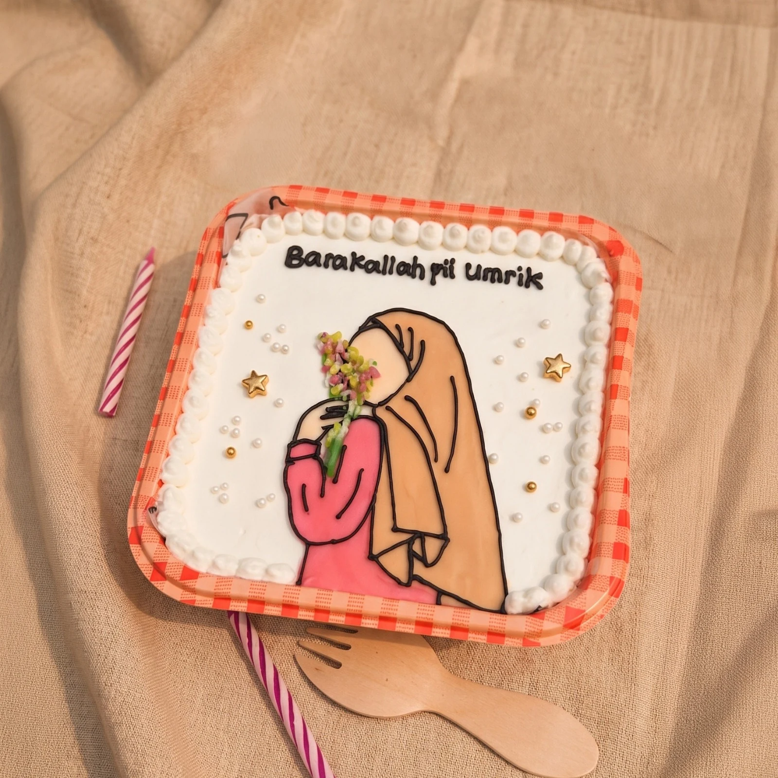 bento cake hijab barakallah - kue bento karakter muslimah berhijab buket bunga barakallah fii umrik tangerang
