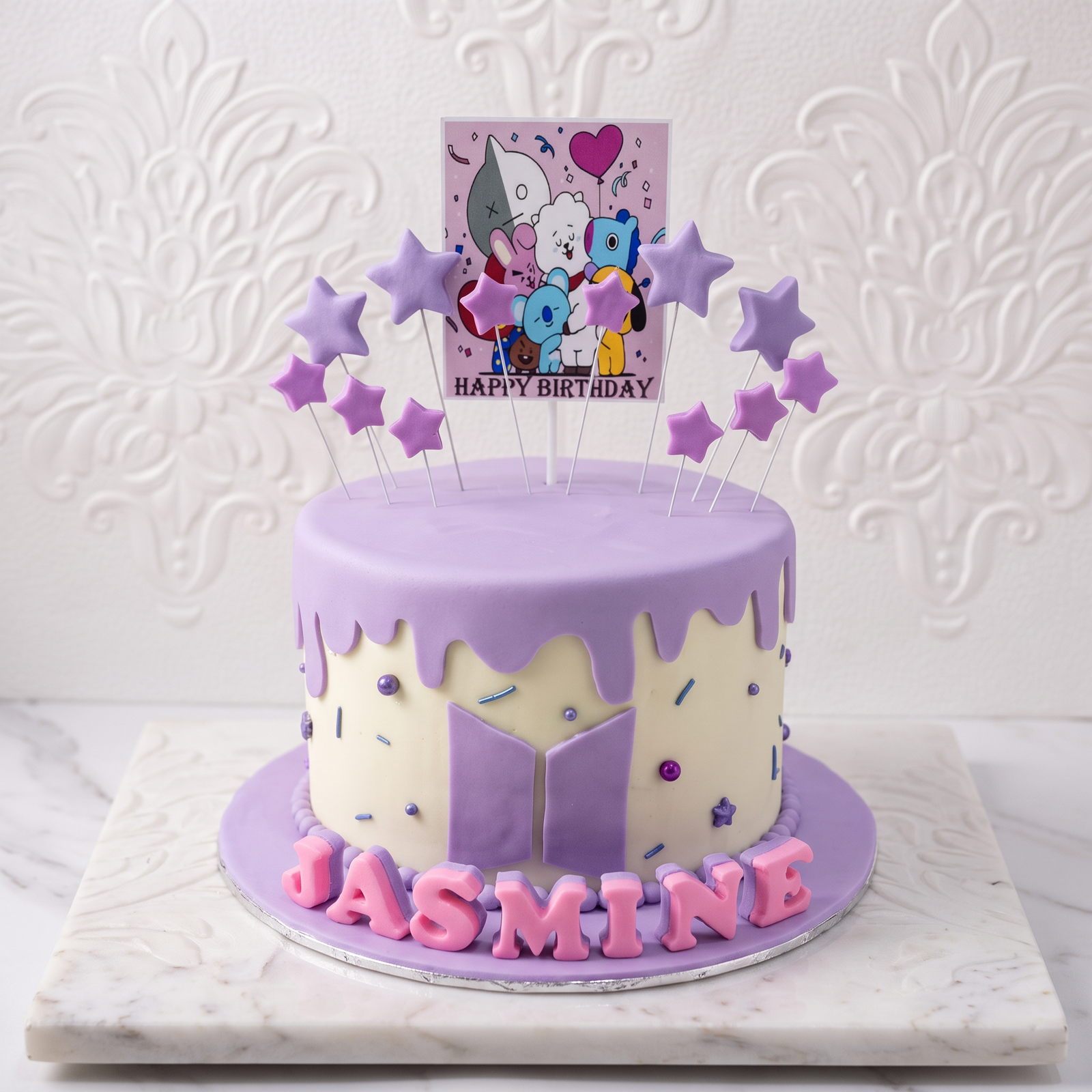 Kue Drip Ungu Karakter Lucu